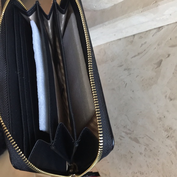 Nanette Lepore clutch - Picture 4 of 11